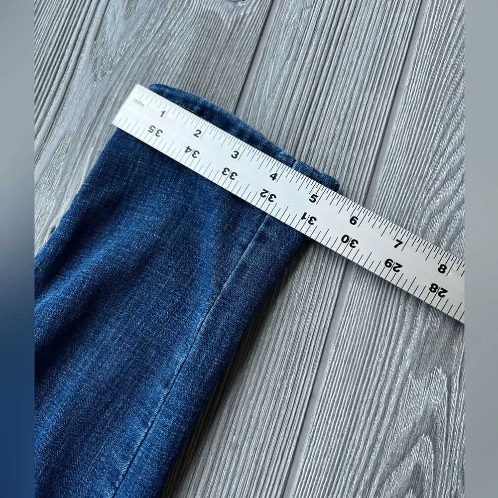 Levi’s 721 High Rise Distressed Skinny Size 31 31x29